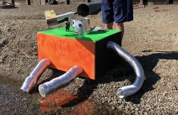 The perfect rock skipping robot made by ex-NASA engineer