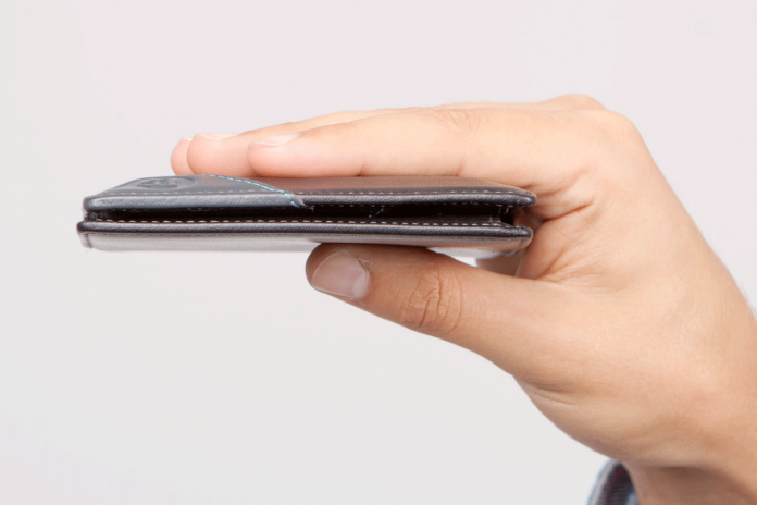 Wallor 2.0 is the world's smartest wallet with real-time tracking