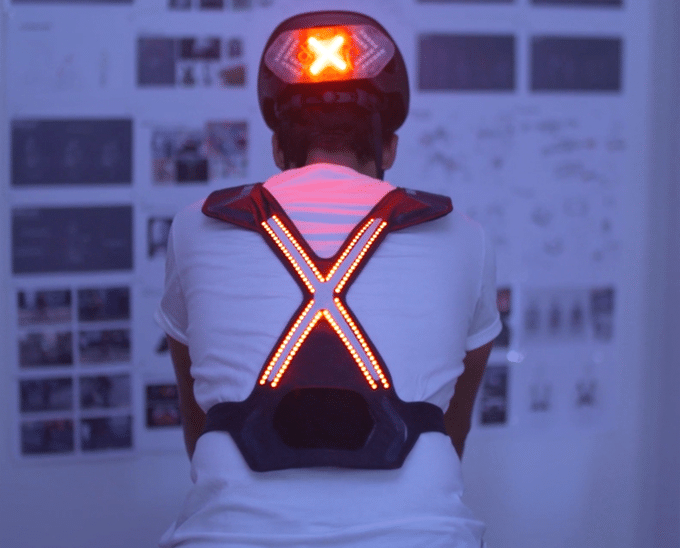 A new harness and the helmet equipped with safety lights