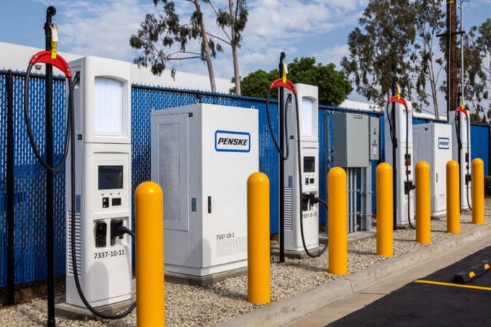 Penske opens high-speed charging station for electric delivery trucks