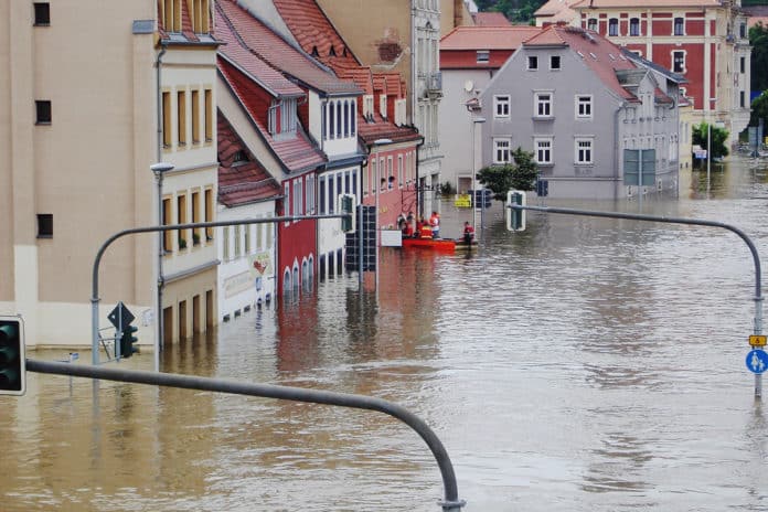 Europe will track floods using AI-analyzed Tweets