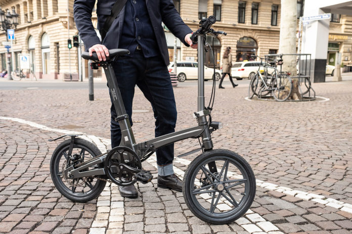 THE ONE: World's lightest electric bike by United City Bikes