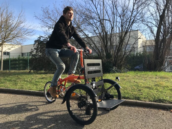A simple and innovative solution that transforms your bike into a practical, easy to handle cargo bike.