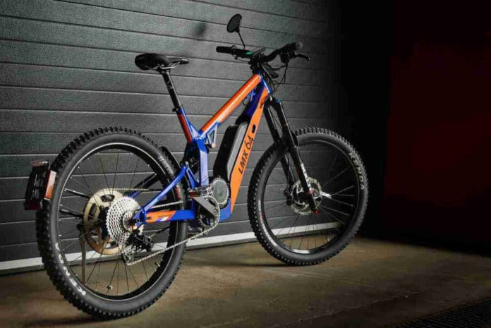 The new LMX 64H model is both an electric bicycle and an electric motorcycle.