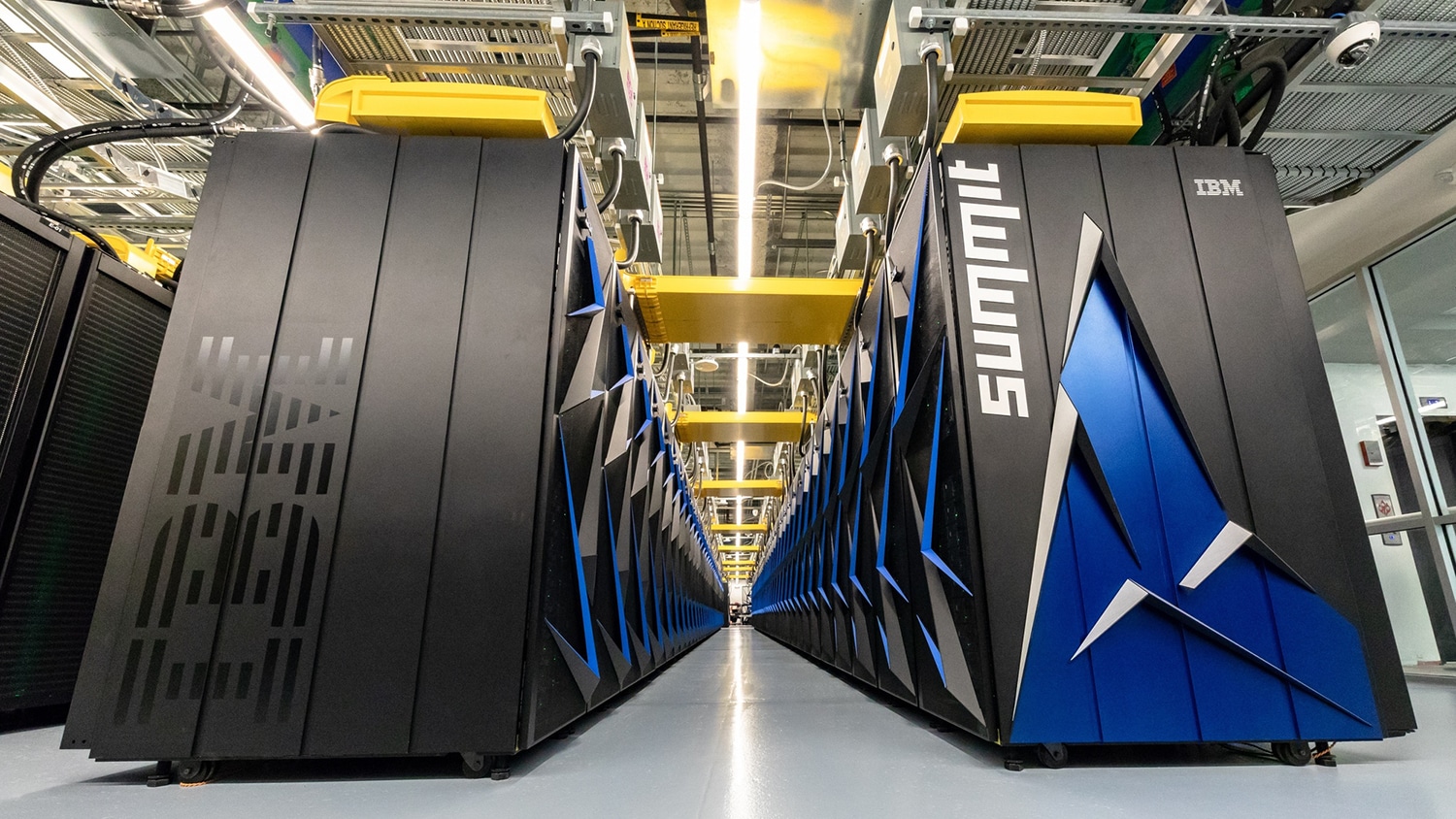 Summit, a 200 petaflop supercomputer.