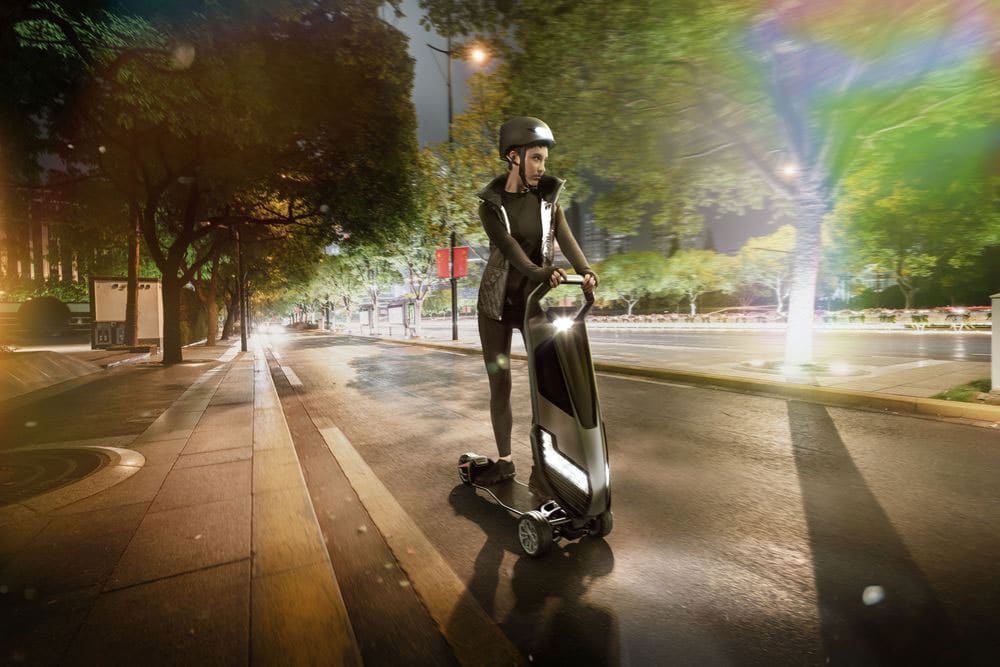 D-Fly introduced an electric 'Hyperscooter' called Dragonfly for $5000