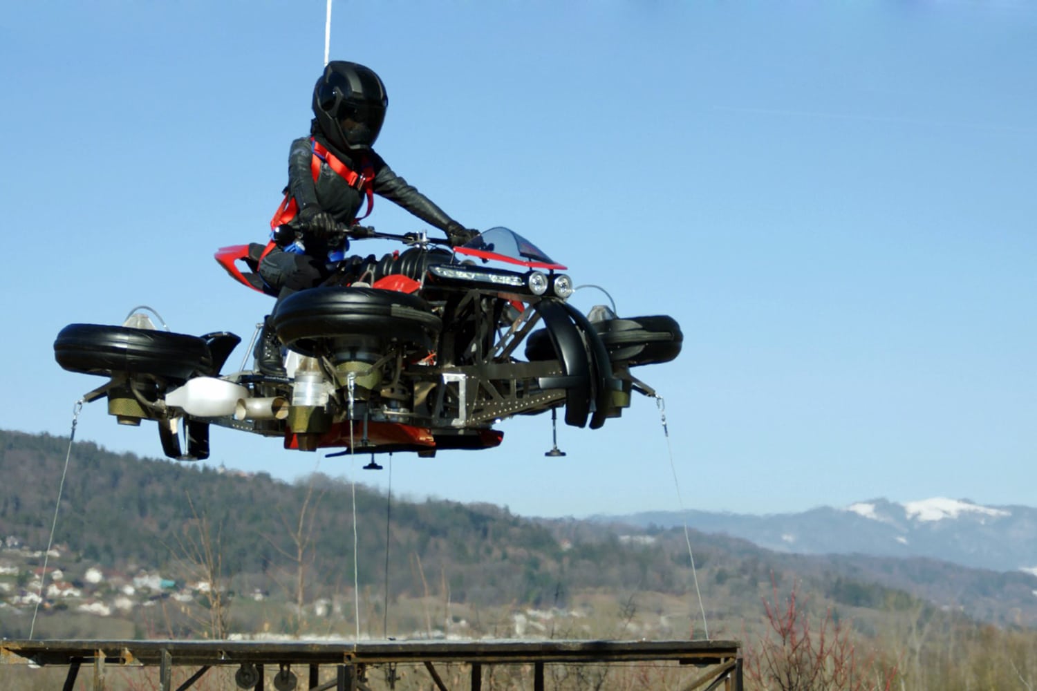The Lazareth LMV 496, a true motorcycle that can fly - Inceptive Mind