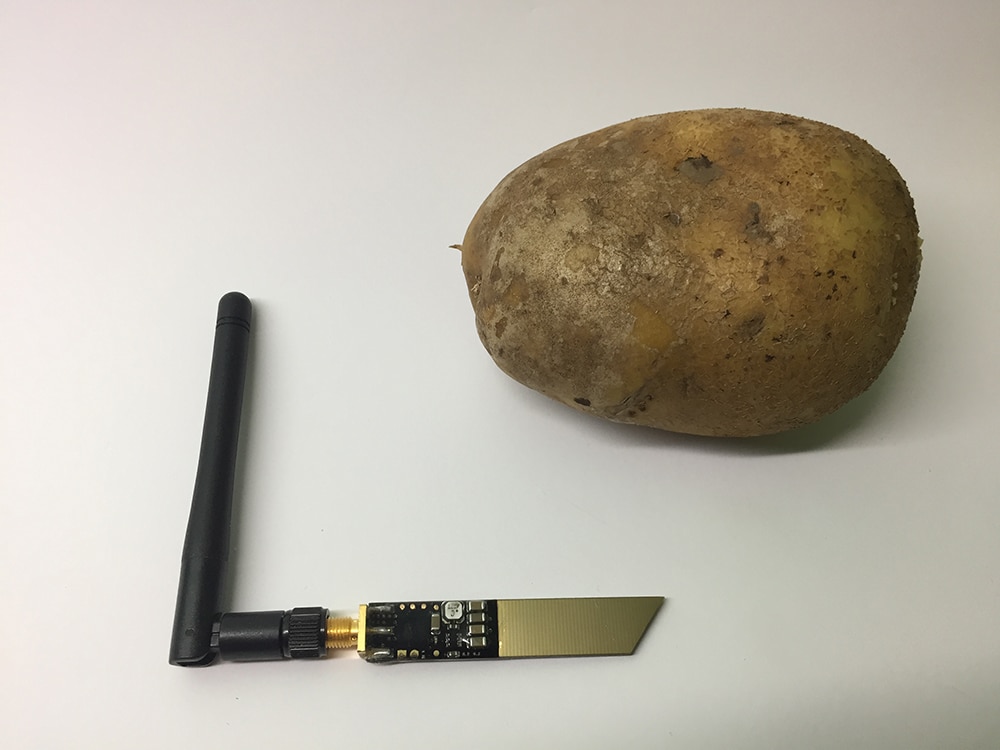 No cables. No batteries. POTATO uses a state-of-the-art energy-harvesting technology called Potat’Ohm.