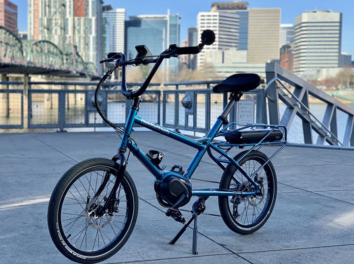 Roselandia e-bike draws attention with its non-foldable, simple design.