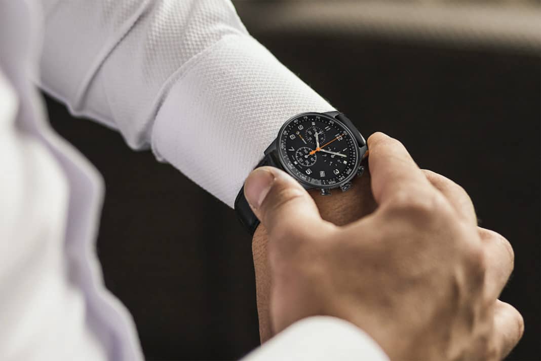 Pay contactless with an analog MuchBetter watch