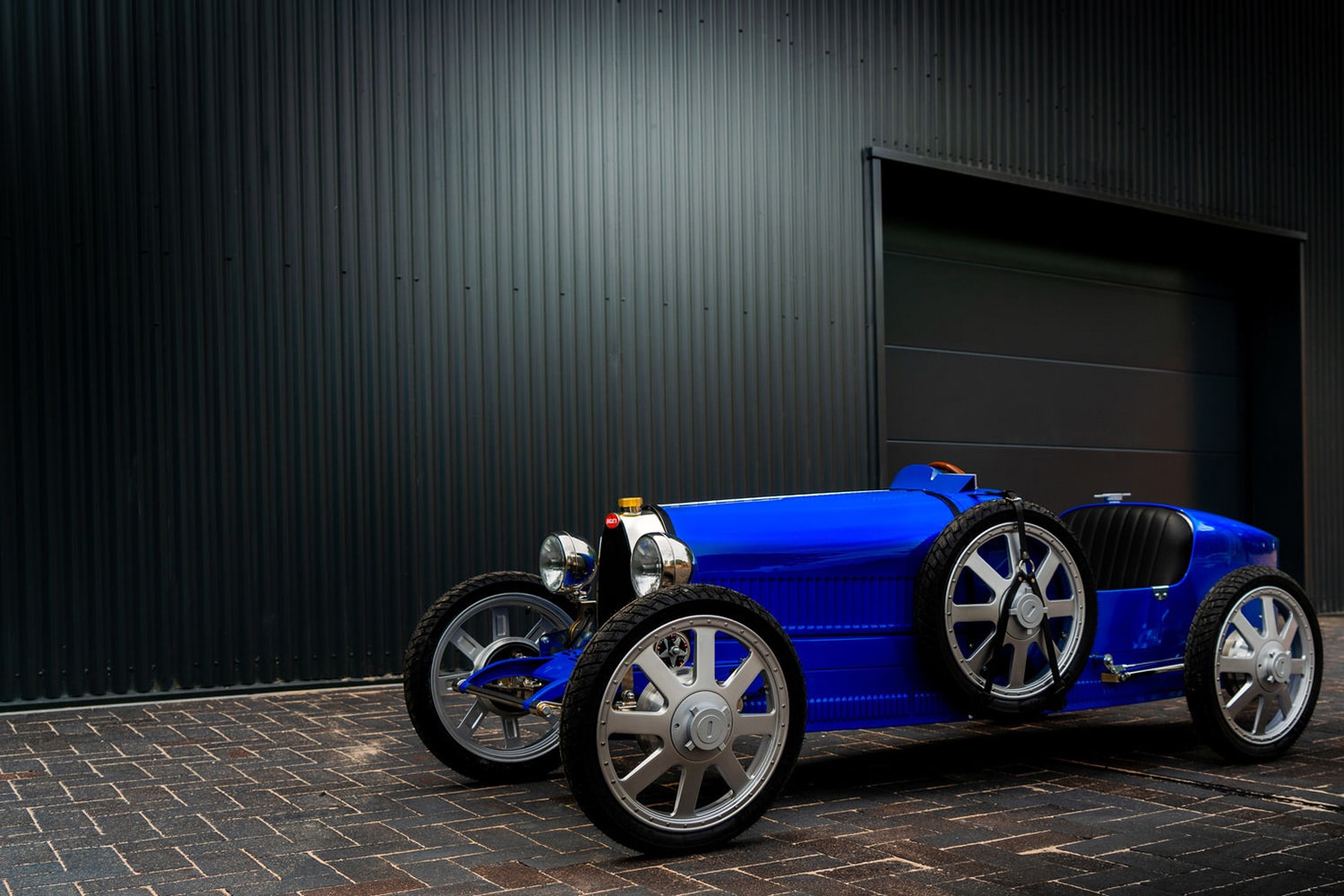 Bugatti starts production of Baby Bugatti II designed for ages 14 and above.