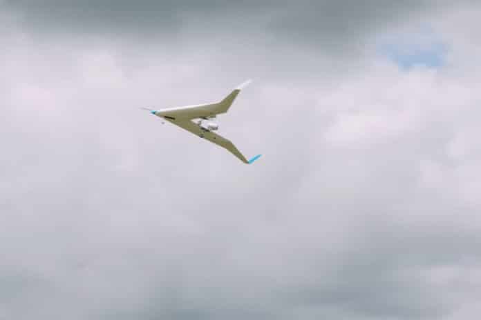 Successful scale model maiden flight of Flying-V jet.