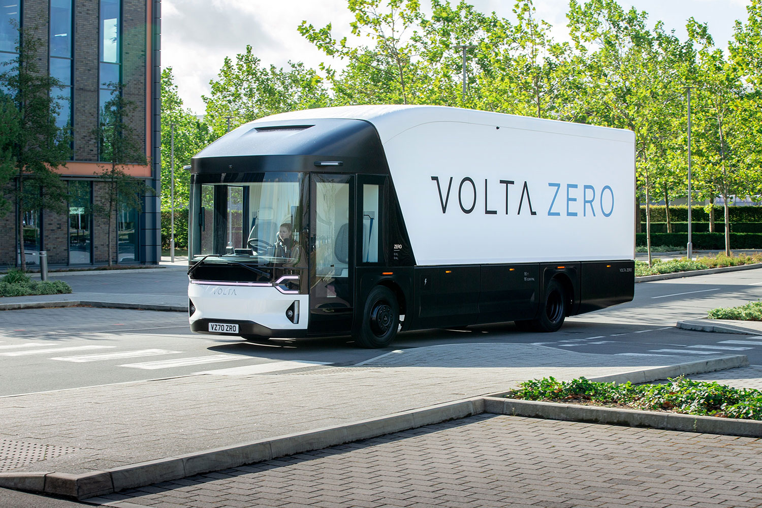 Volta Trucks reveals a full-electric truck built for inner-city freight distribution.