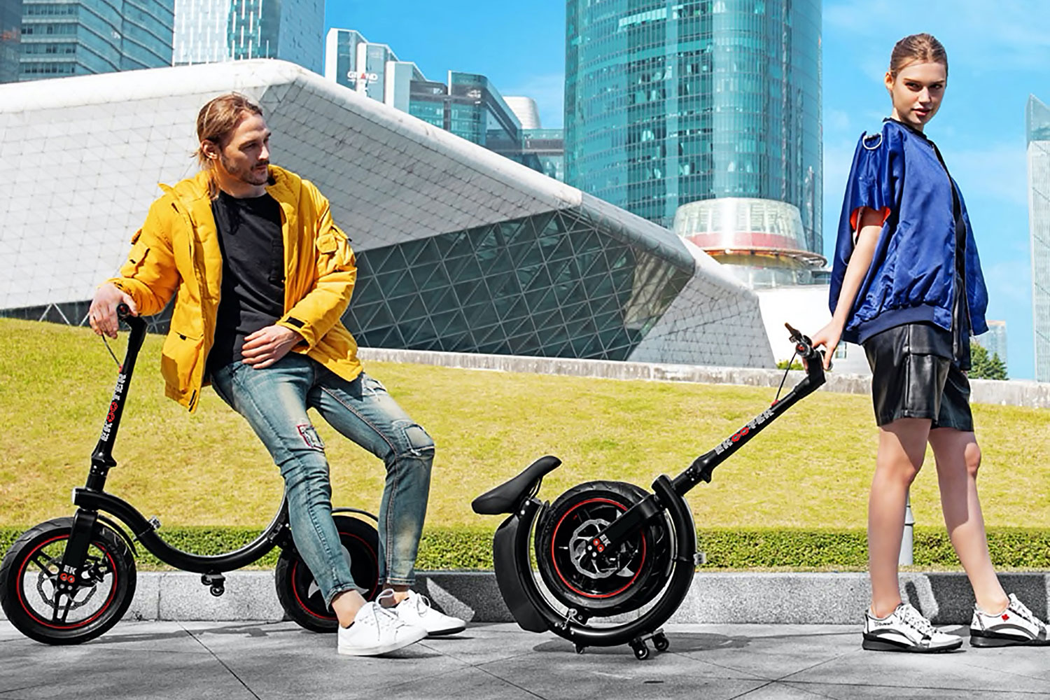 EKOOTER, a cylinder fold e-scooter with 100 km of autonomy.