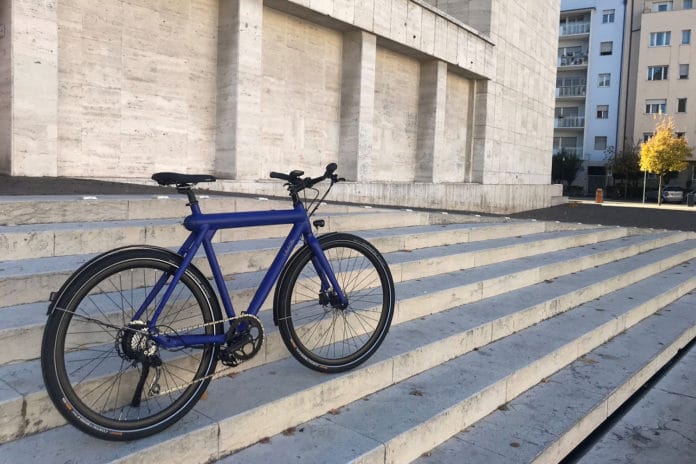 LEAOS presents Rocket, the lightweight city and touring e-bike.