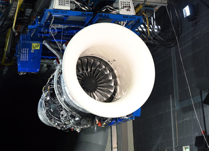 Rolls-Royce tests 100% Sustainable Aviation Fuel in the Pearl 700 engine.