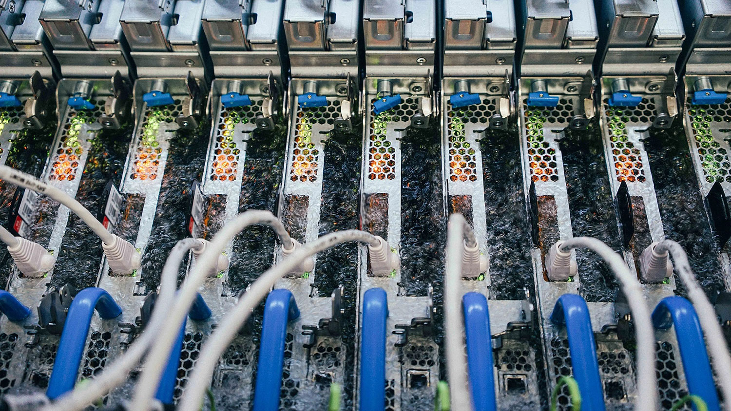 Microsoft tests cooling datacenter servers with boiling liquid
