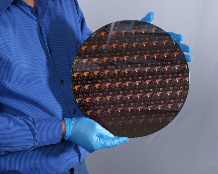 IBM's new 2 nm chip technology claims more power with less energy.