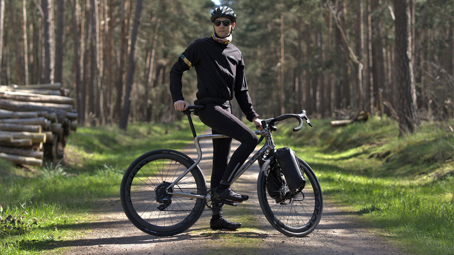 Urwahn launches its first Acros Edition gravel bike.