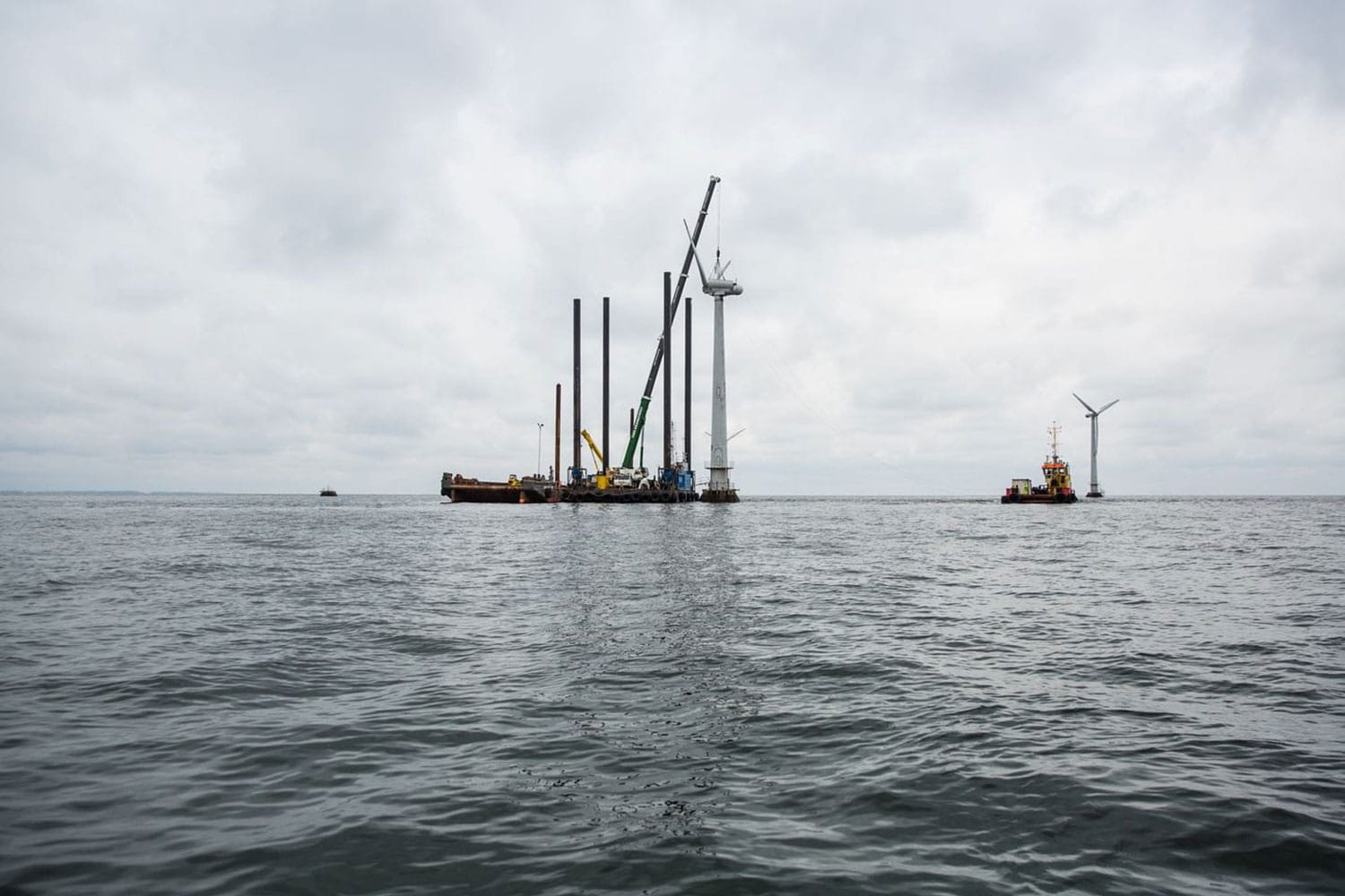 Energy giant Ørsted to recover, reuse or recycle wind turbine blades