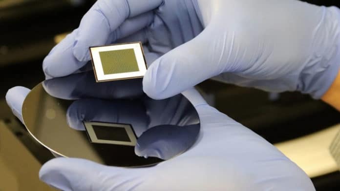 Researchers set a new world record with bifacial solar cells