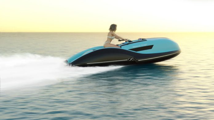 Strand Craft unveils the industry’s first V8 engine powered watercraft.
