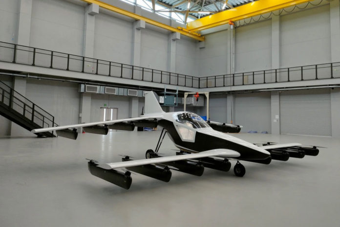 teTra Aviation unveils single-seat eVTOL aircraft that allows to fly 100 miles.