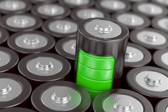 Researchers revitalize batteries by bringing 'dead' lithium back to life