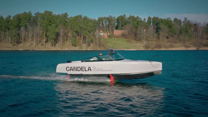 Candela C-8 electric hydrofoil boat flies above water for the first time.