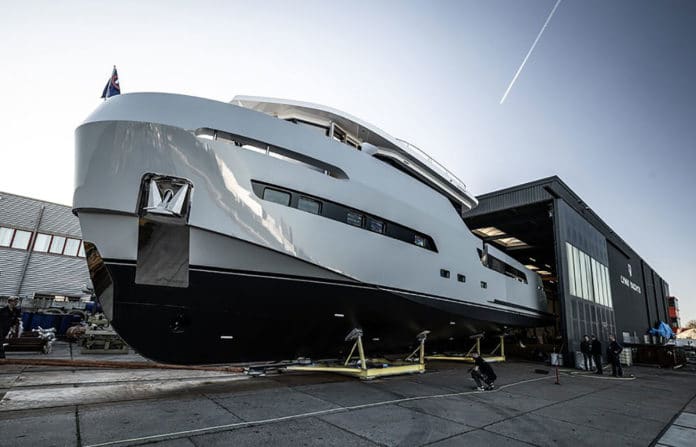 Lynx Yachts launches Avontuur, its first Crossover 27 superyacht.