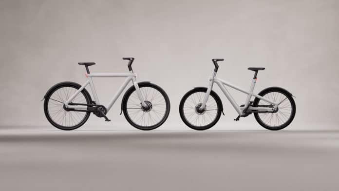 VanMoof reveals its next gen e-bikes - VanMoof S5 and A5 - with long-awaited step-in frame.