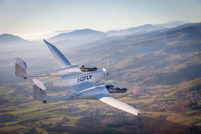 The HY4 aircraft flew a 77-mile journey between two major airports for the first time.