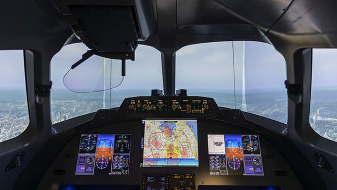 BAE Systems unveils LiteWave, a lightweight compact HUD for commercial and military aircraft.