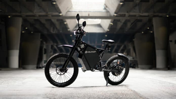 Delfast TOP 3.0i ebike comes with unrivaled power and 321 km range.