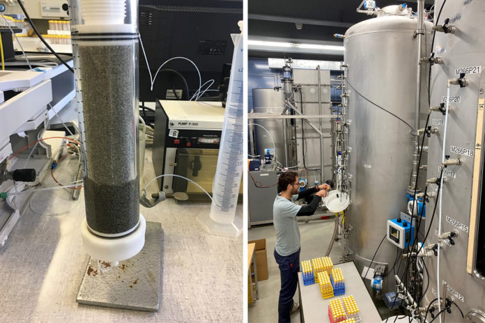 Filtration column at the Eawag laboratory (left) and on the pilot scale at the lake water facility of the Zurich Water Works (WVZ) (right).