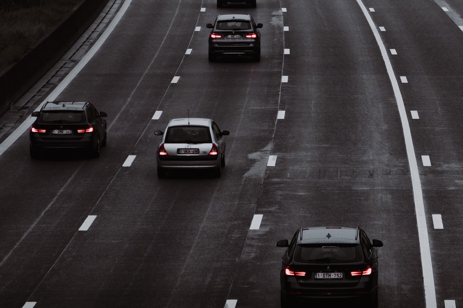 Researchers conceptualize energy efficient, wireless charging roads.