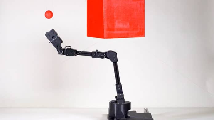 A robot can learn full-body morphology via visual self-modeling to adapt to multiple motion planning and control tasks.
