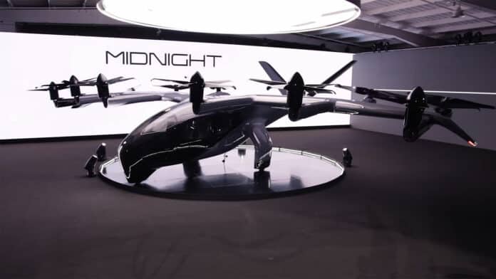 Archer Aviation unveils its full-size Midnight eVTOL air taxi during its Open House event in Palo Alto, CA.