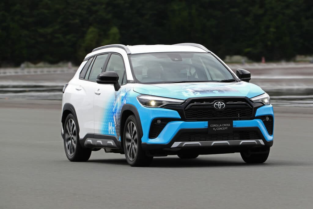 Toyota engineers has created a prototype road car - the Corolla Cross H2 Concept