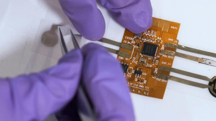 ‘Lego-like’ universal connector makes assembling stretchable devices a snap.