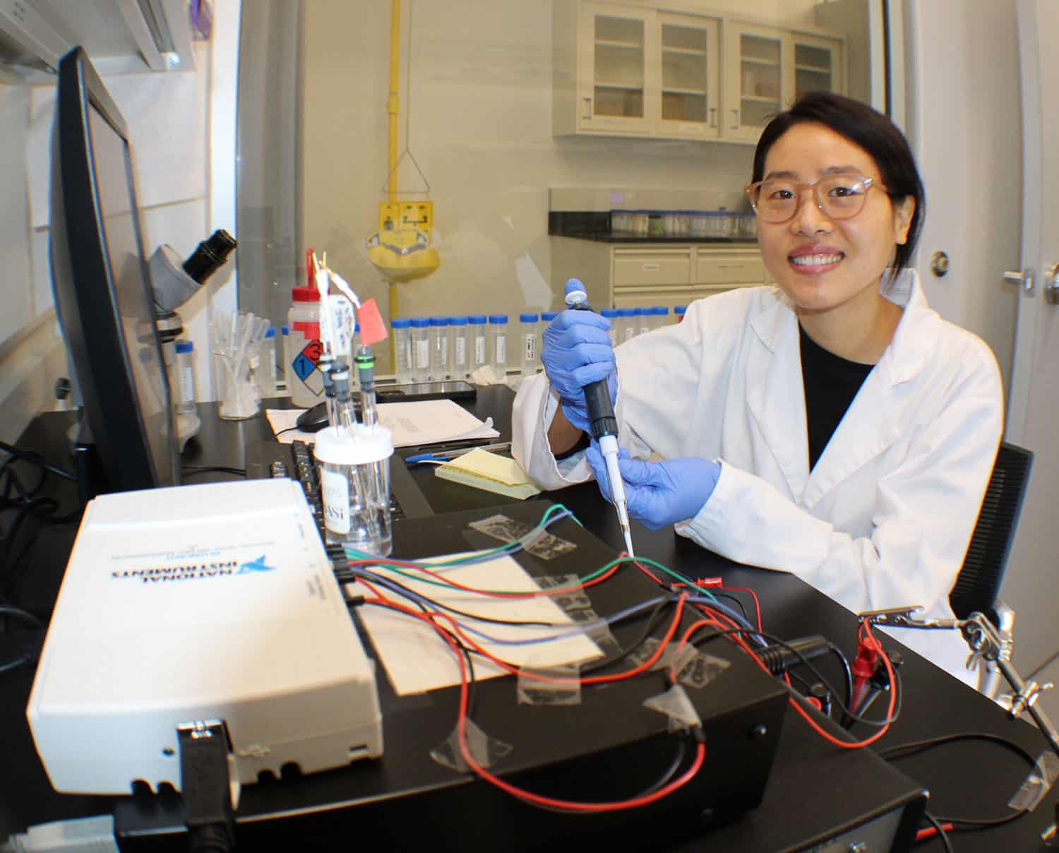SMU graduate student Khengdauliu Chawang has developed a miniature pH sensor.