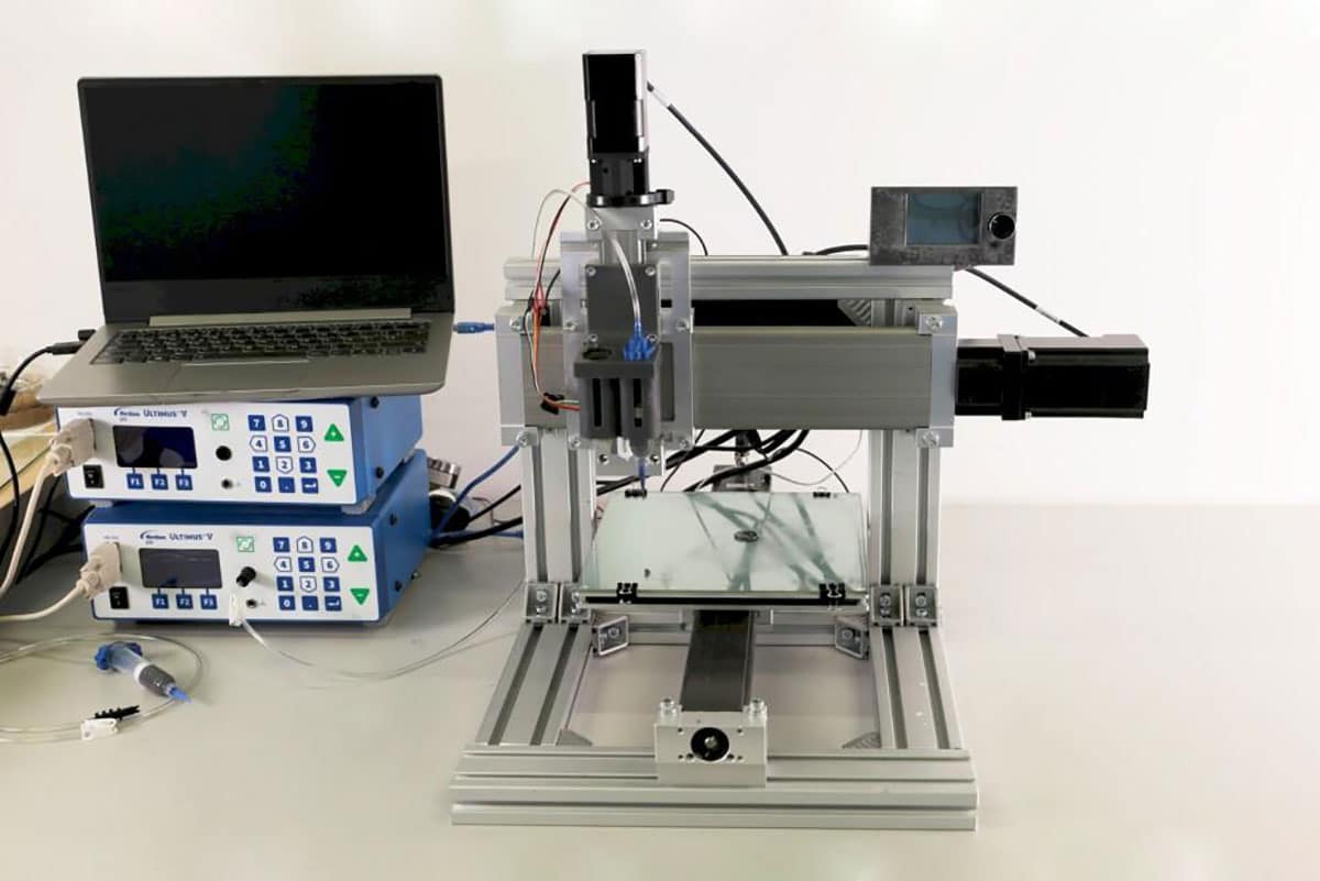 A new smart printer enables the manufacture of soft multifunctional materials.
