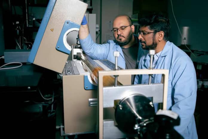 Navid Attarzadeh, left, and Ramana Chintalapalle, Ph.D., right, create a 3D nickel-based electrocatalyst to produce hydrogen from water.