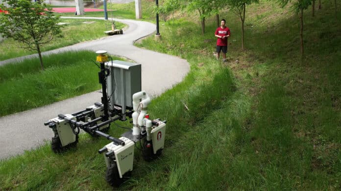 TartanPest autonomous robot helps control spread of spotted lanternfly.