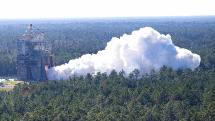 NASA completed a full duration, 550-second hot fire of the RS-25 certification engine Oct. 17.