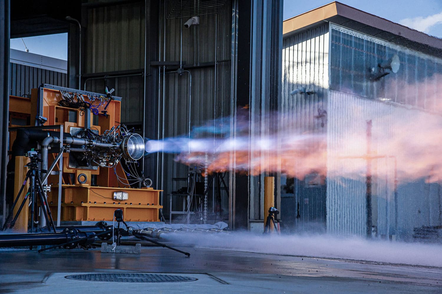IST succeeds in static fire test for small satellite launch vehicle ZERO.