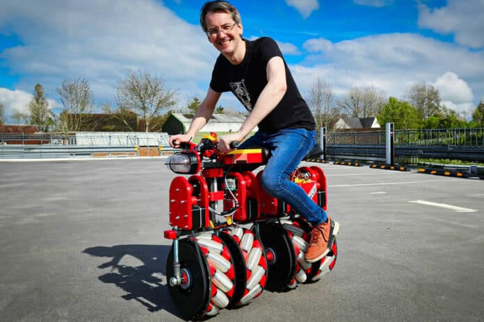 British YouTuber James Bruton has created self-balancing, omnidirectional, mecanum-wheeled electrical bike.